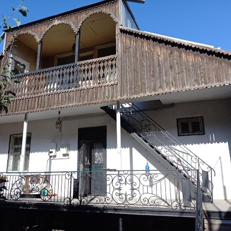 H.A.S.K Bed & Breakfast Гюмри Екстериор снимка