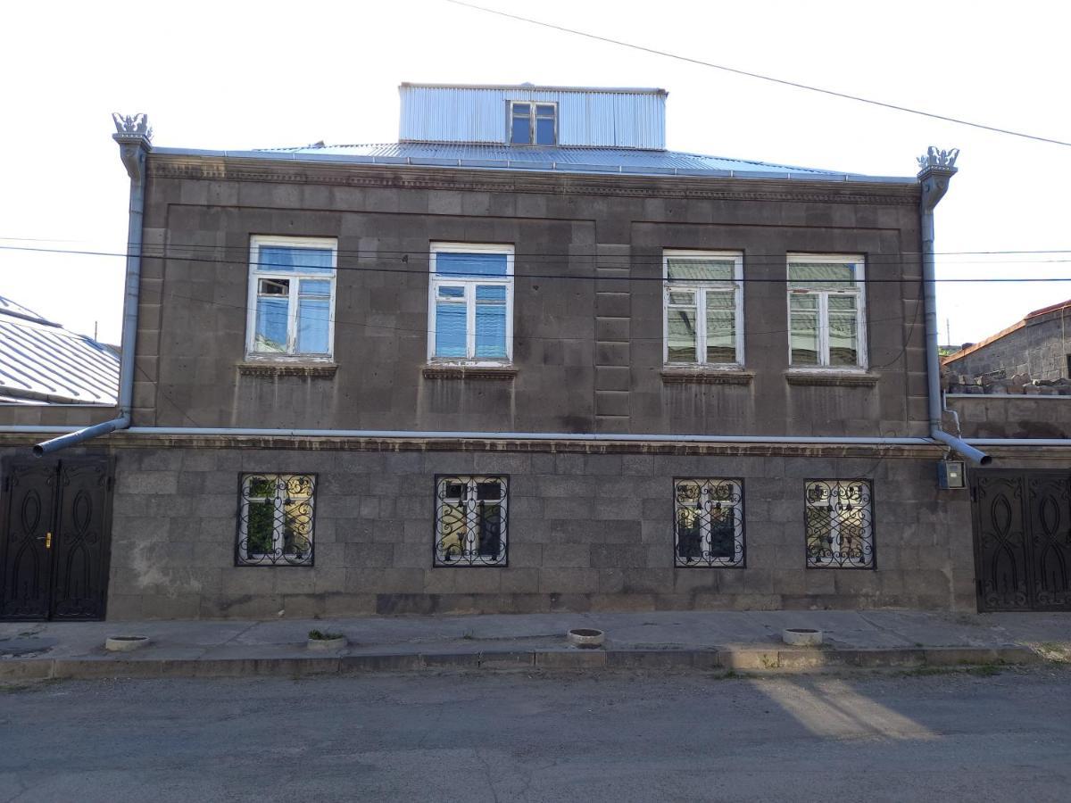 H.A.S.K Bed & Breakfast Гюмри Екстериор снимка