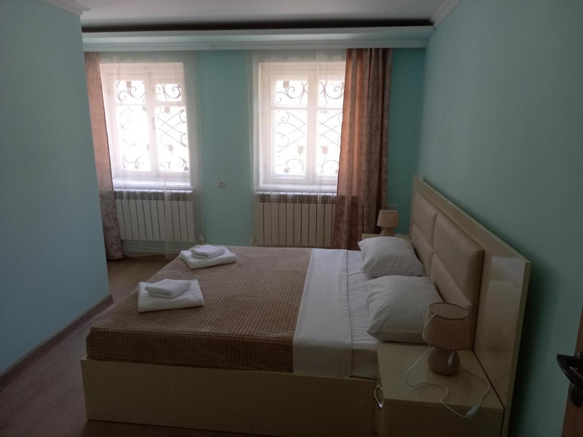 H.A.S.K Bed & Breakfast Гюмри Екстериор снимка
